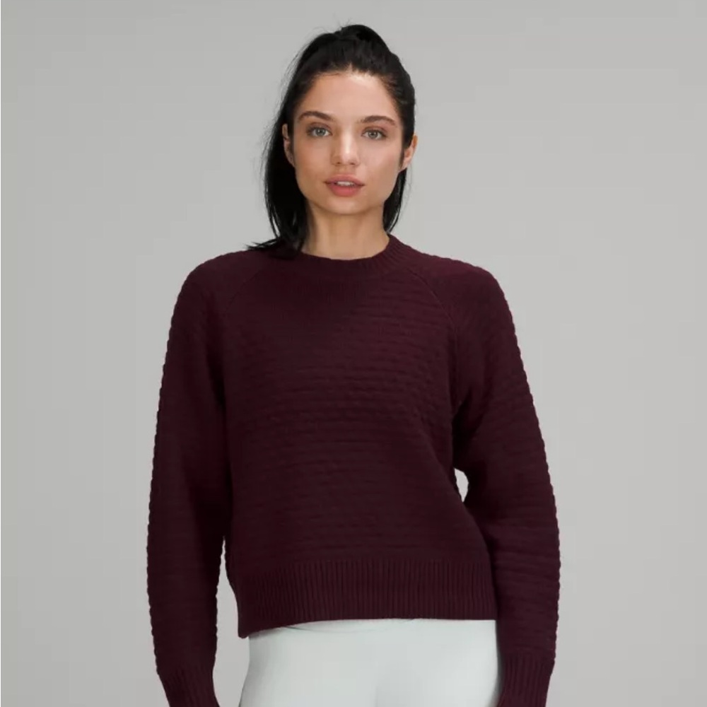 Lululemon Athletica Purple Textured Crew Neck Sweater